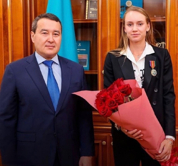 也包含职业 也包含职业