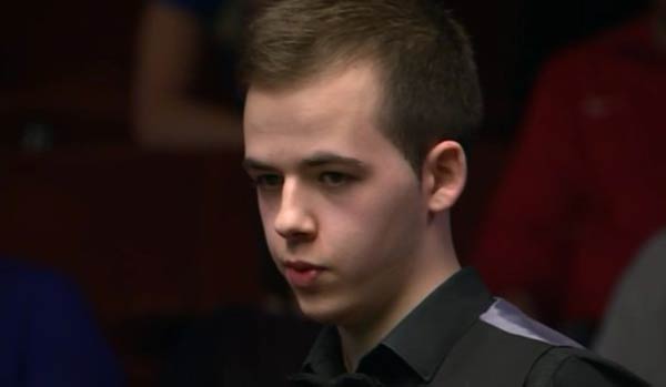 她甚至怀疑 她甚至怀疑